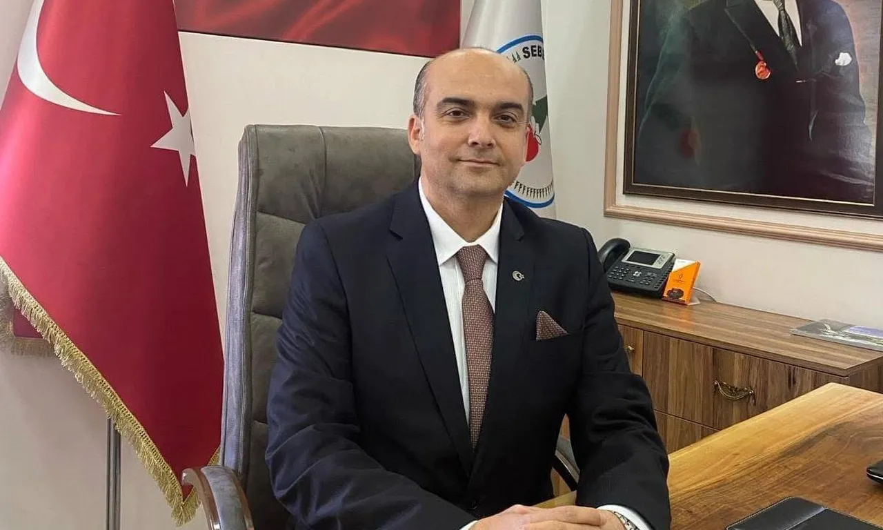 CHP'li belediye başkanı daha istifa etti