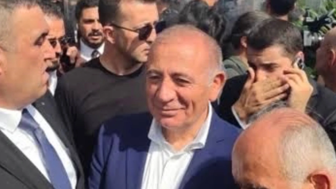 Gürsel Tekin: CHP'de 73 itirafçı neden var?