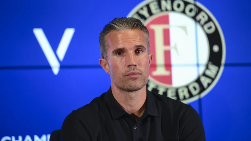 Feyenoord'da Van Persie dönemi sona erdi