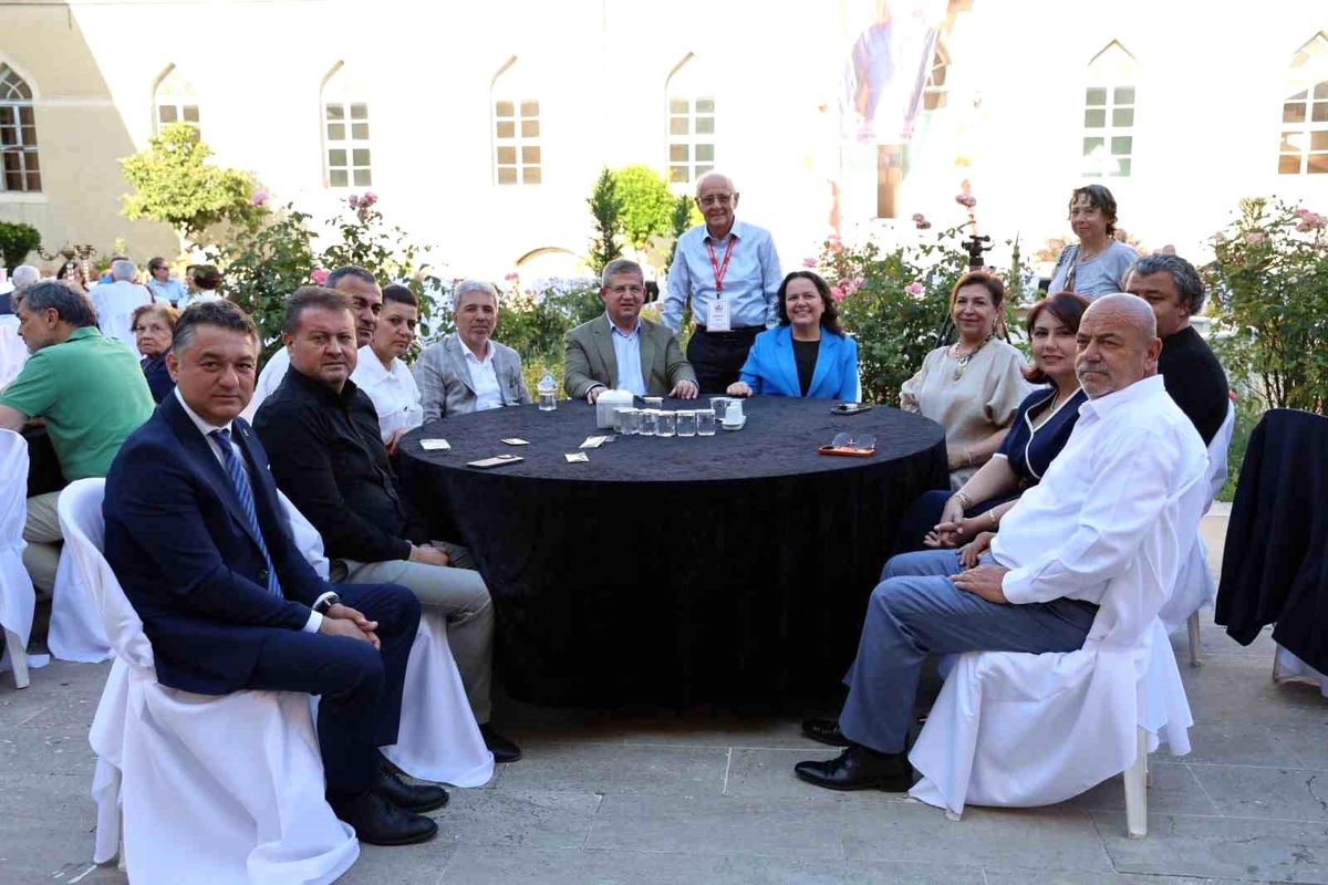 AK Parti İl Başkanı Muhammet Subaşıoğlu; "Kocamektep vazgeçilmezimiz"