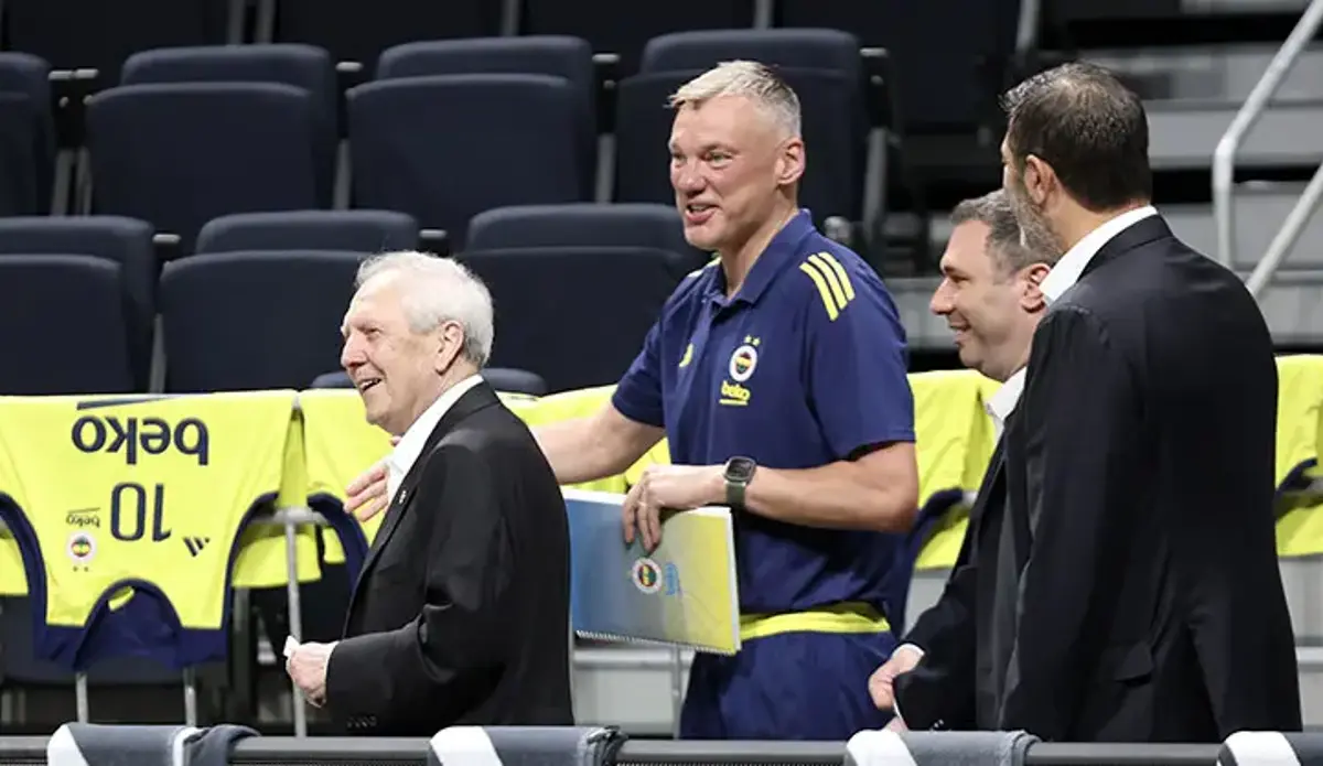 Aziz Yıldırım, Fenerbahçe Beko'yu ziyaret etti