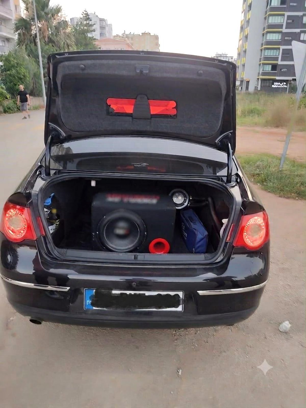 Yüksek sesli müzik ve abartı egzozla araç kullanan sürücülere 113 bin 719 TL ceza
