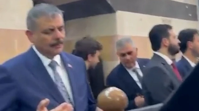 Bakan Çiftçi Kudüs Fatihi Selahaddin Eyyubi'nin kabrini ziyaret etti: Kudüs Valiliği için dua etmişti