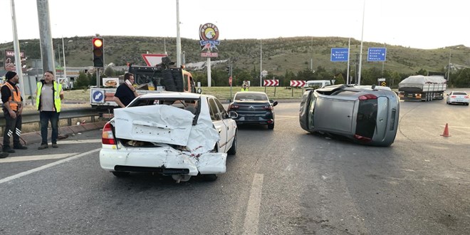 Kayseri'de zincirleme trafik kazası: 4 yaralı