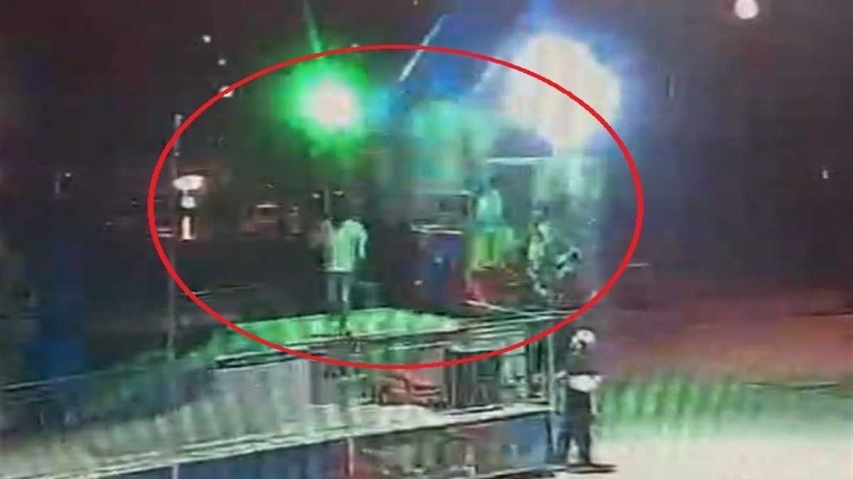 Lunaparkta korkunç son: 20 yaşındaki genç hayatını kaybetti | O anlar kamerada