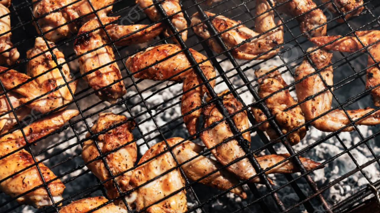 Mangal sezonu başladı, tavuk kanadı uçtu