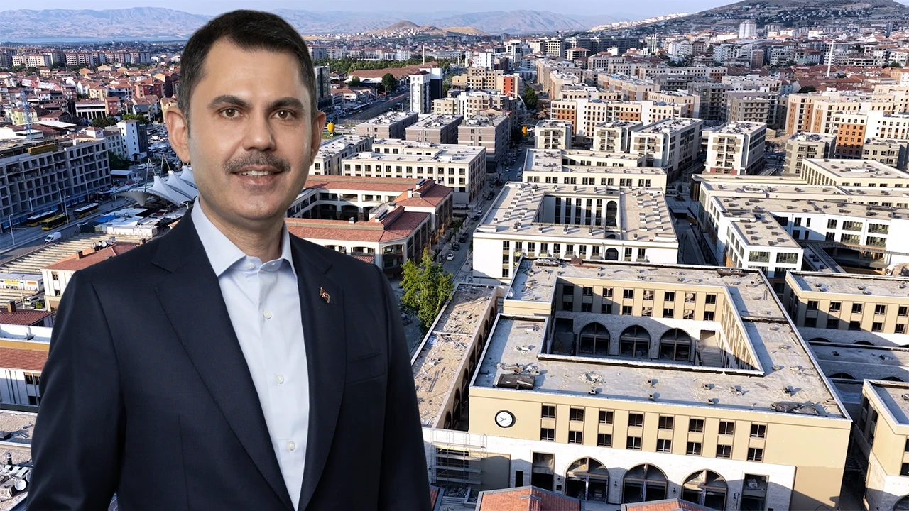 Malatya'nın kalbi yeniden atıyor! Bakan Kurum paylaştı: Bakırcılar Çarşısı'nda esnaf kepenk açtı