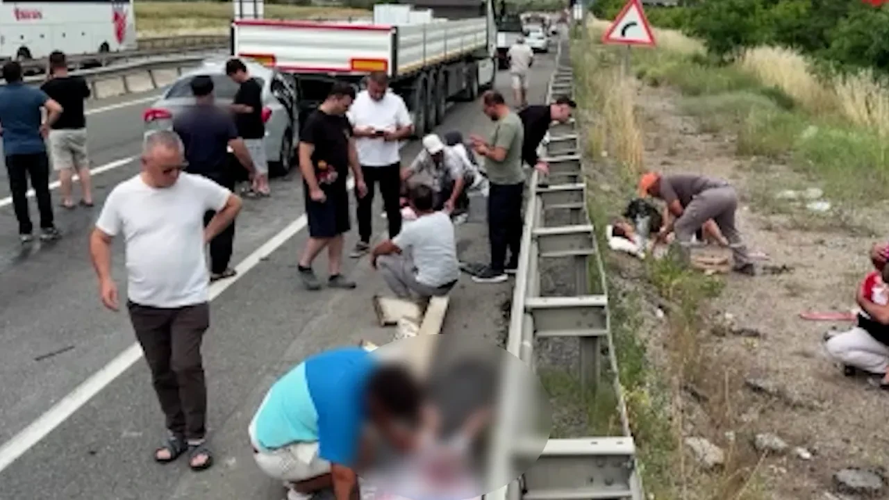 Karabük'te yol kenarında can pazarı! Otomobil tıra arkadan çarptı: Ölü ve yaralılar var