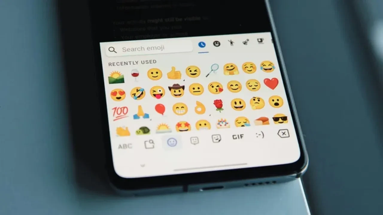 Telefonlara gelecek yeni emojiler belli oldu: Bir tanesi de değişti