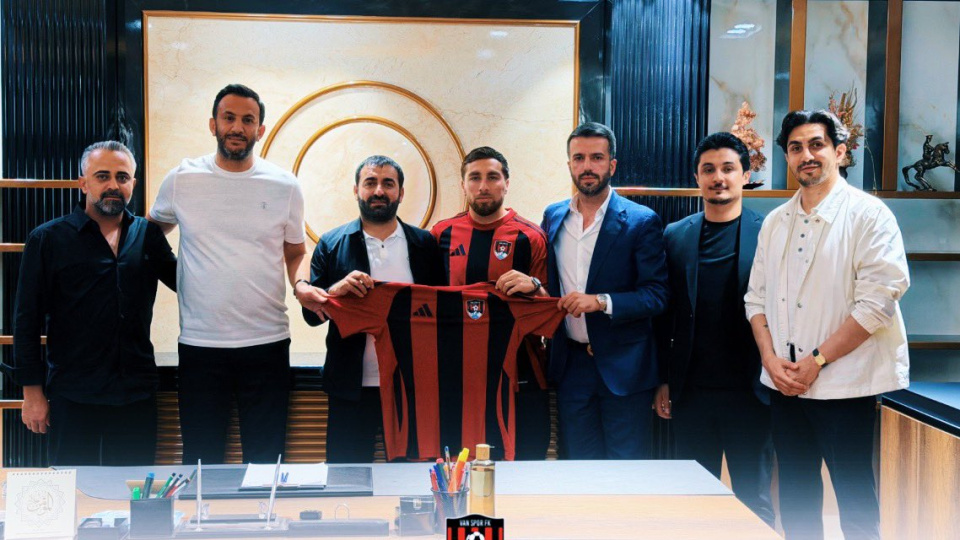 Orkun Kökçü'nün abisi Vanspor'da