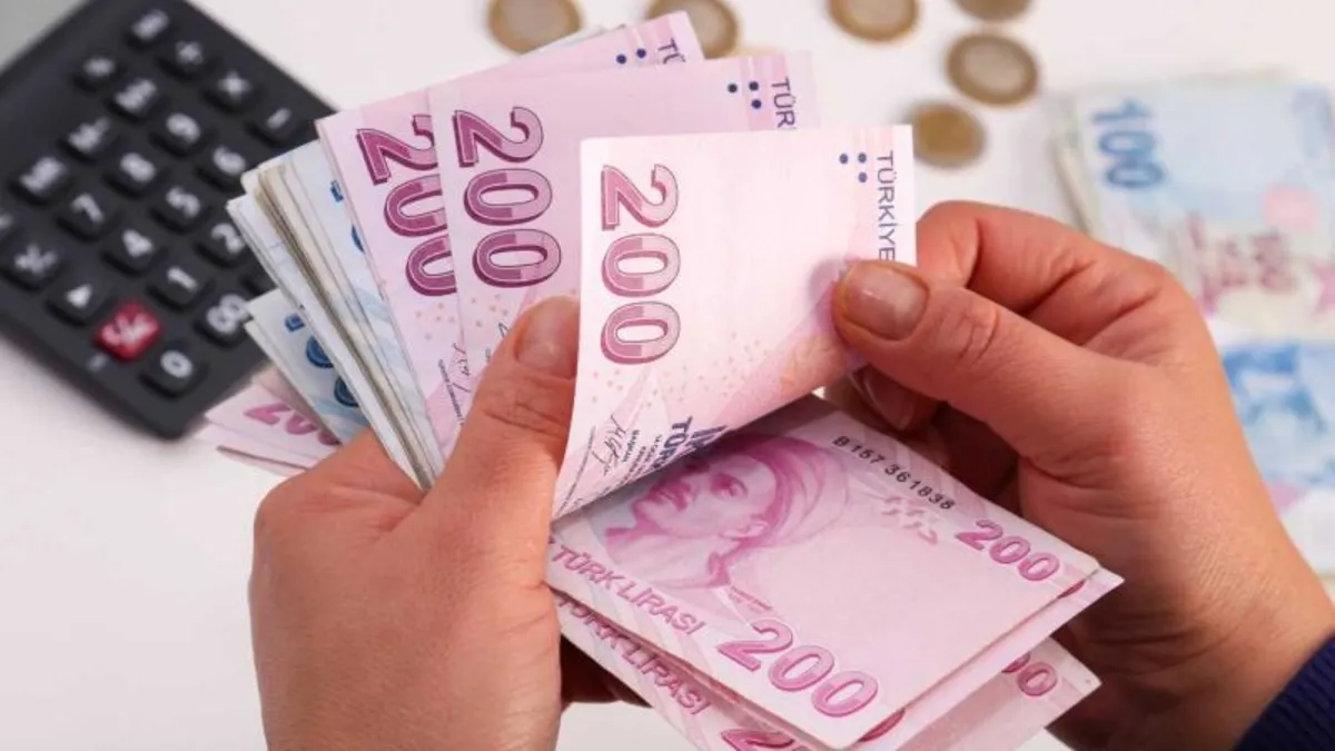SON DAKİKA: Hesaplar sil baştan! Memur ve emekli maaşları değişiyor: İşte detaylı zam takvimi…