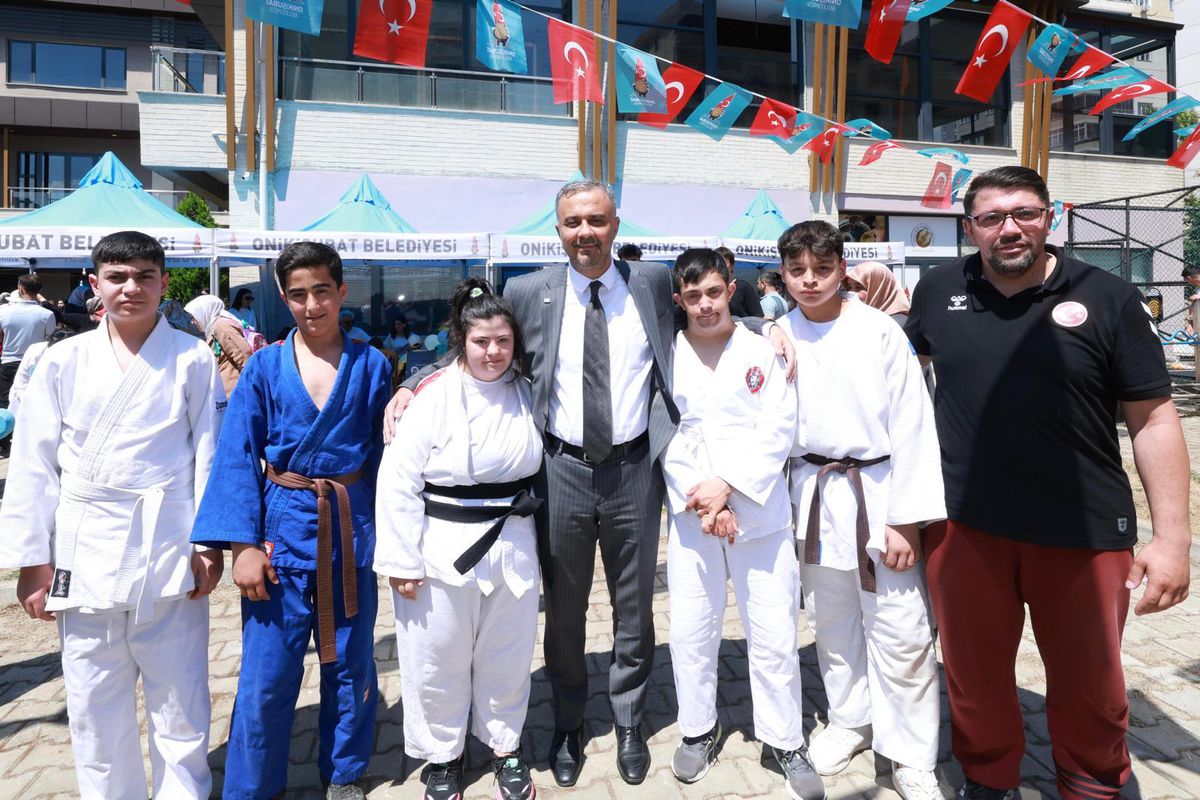 Onikişubat Belediyesi’nden özel çocuklara bahar şenliği