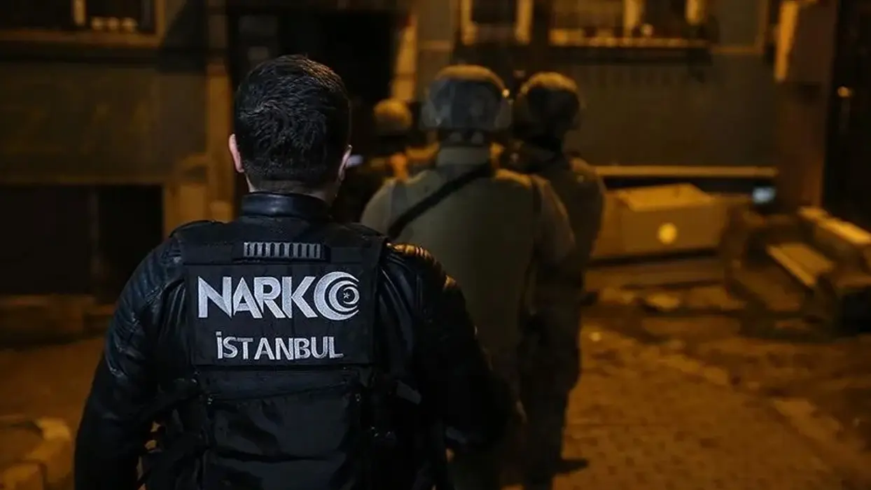 Sokak satıcılarına nefes yok! 362 şüpheli için yakalama kararı verildi