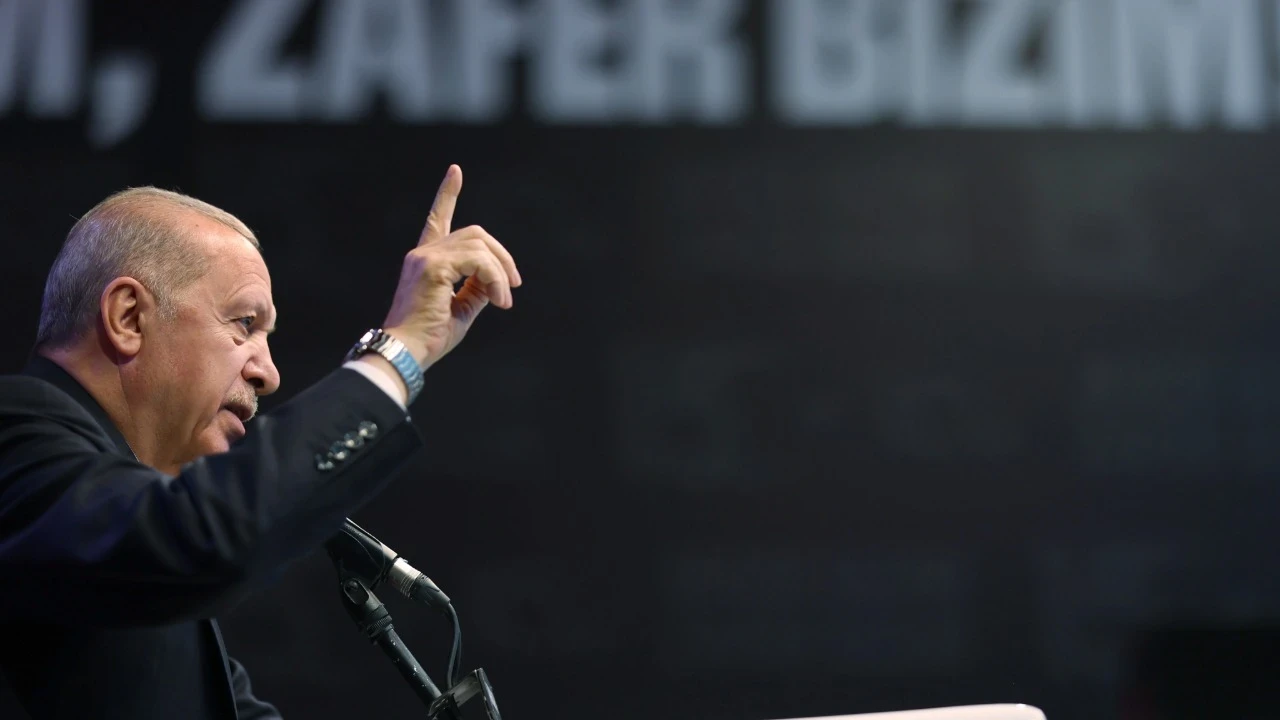 Erdoğan'dan FETÖ mesajları: Kökünü kurutana dek mücadeleye devam edeceğiz