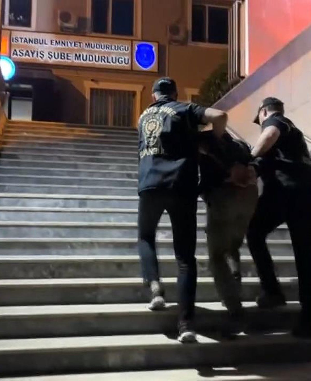 Şişli'de 10 yıl önce öldürülen Aynur Kanbur cinayetine ilişkin 3 şüpheli yakalandı