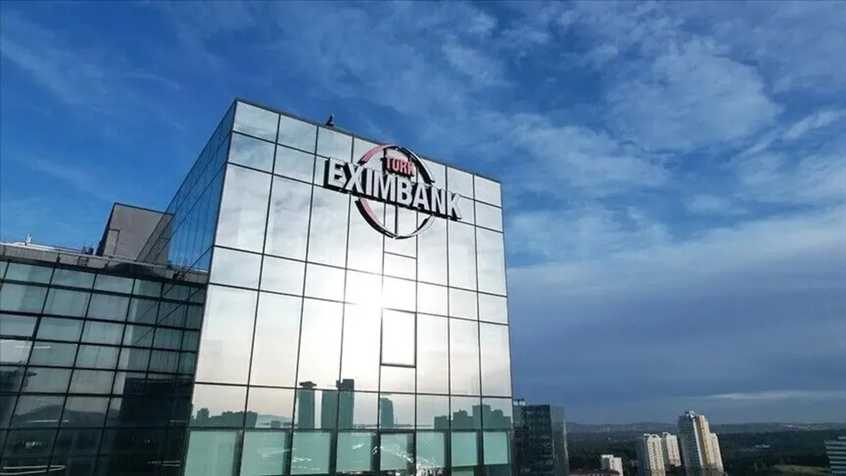 Türk Eximbank'tan 830 milyon dolarlık sendikasyon kredisi