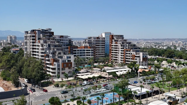 144 dairlik lüks rezidansın yargıya taşınan 'aidat' krizinde yönetimden itiraf: 18-20 milyon TL borça devraldık