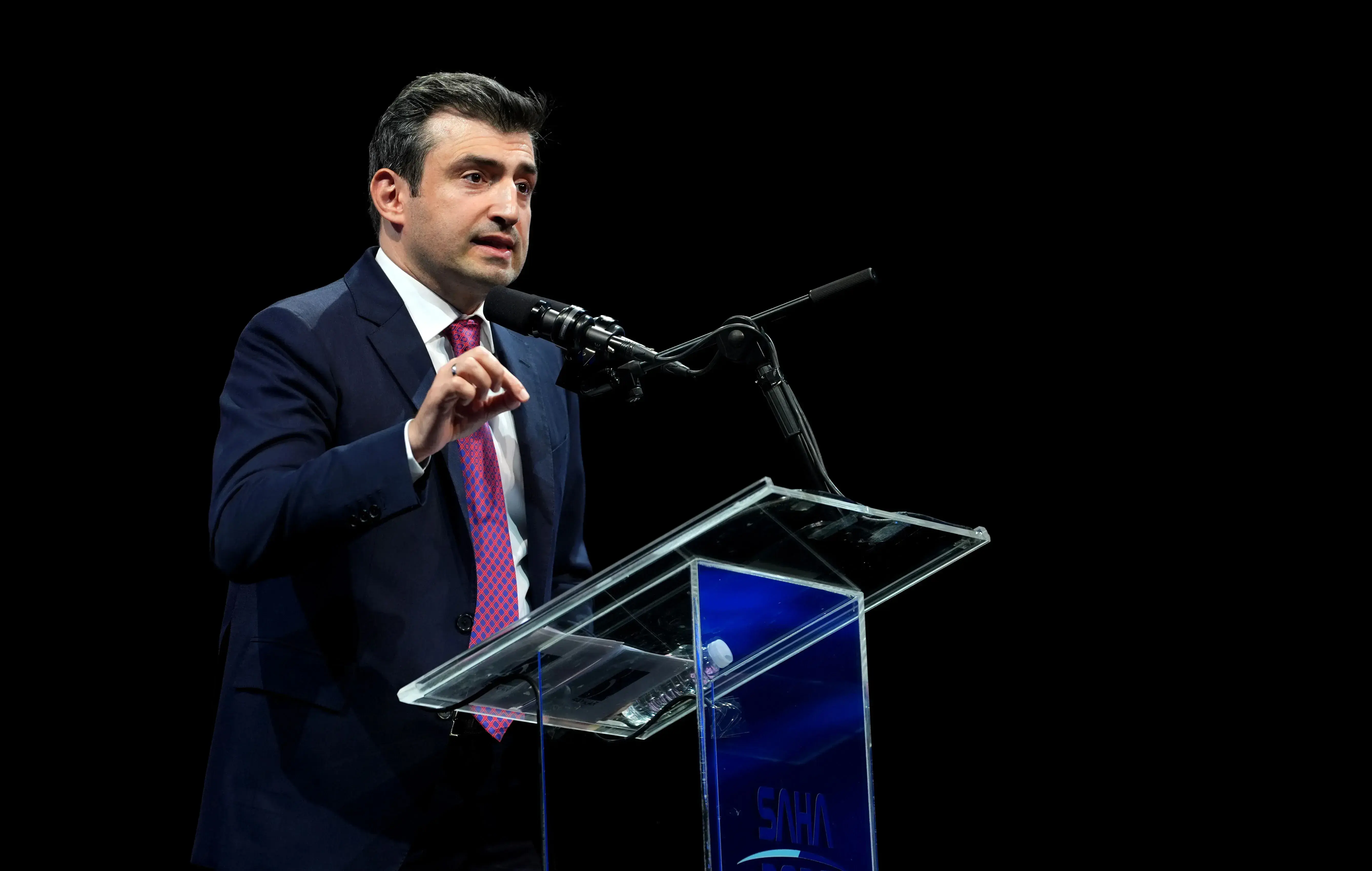 Baykar Yönetim Kurulu Başkanı Selçuk Bayraktar, NATO parlamenterlerine KIZILELMA'yı anlattı: Dünyaya bunu biz göstereceğiz