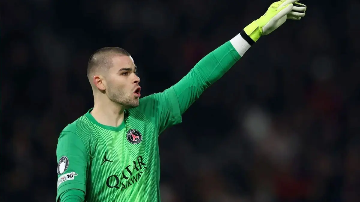 PSG'den Lucas Chevalier kararı