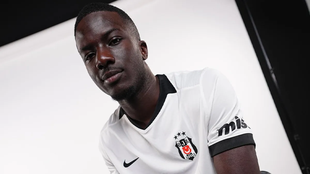 Beşiktaş’ın yeni transferi Kassoum Ouattara’dan taraftara mesaj!