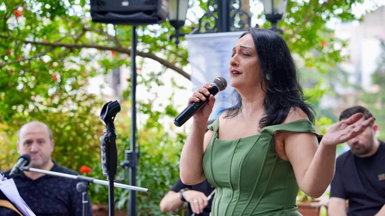 Ortahisar’da ‘Annemin Sevdiği Şarkılar’ seslendirildi