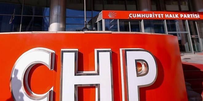 CHP'de iki belediye başkanına ihraç istemi