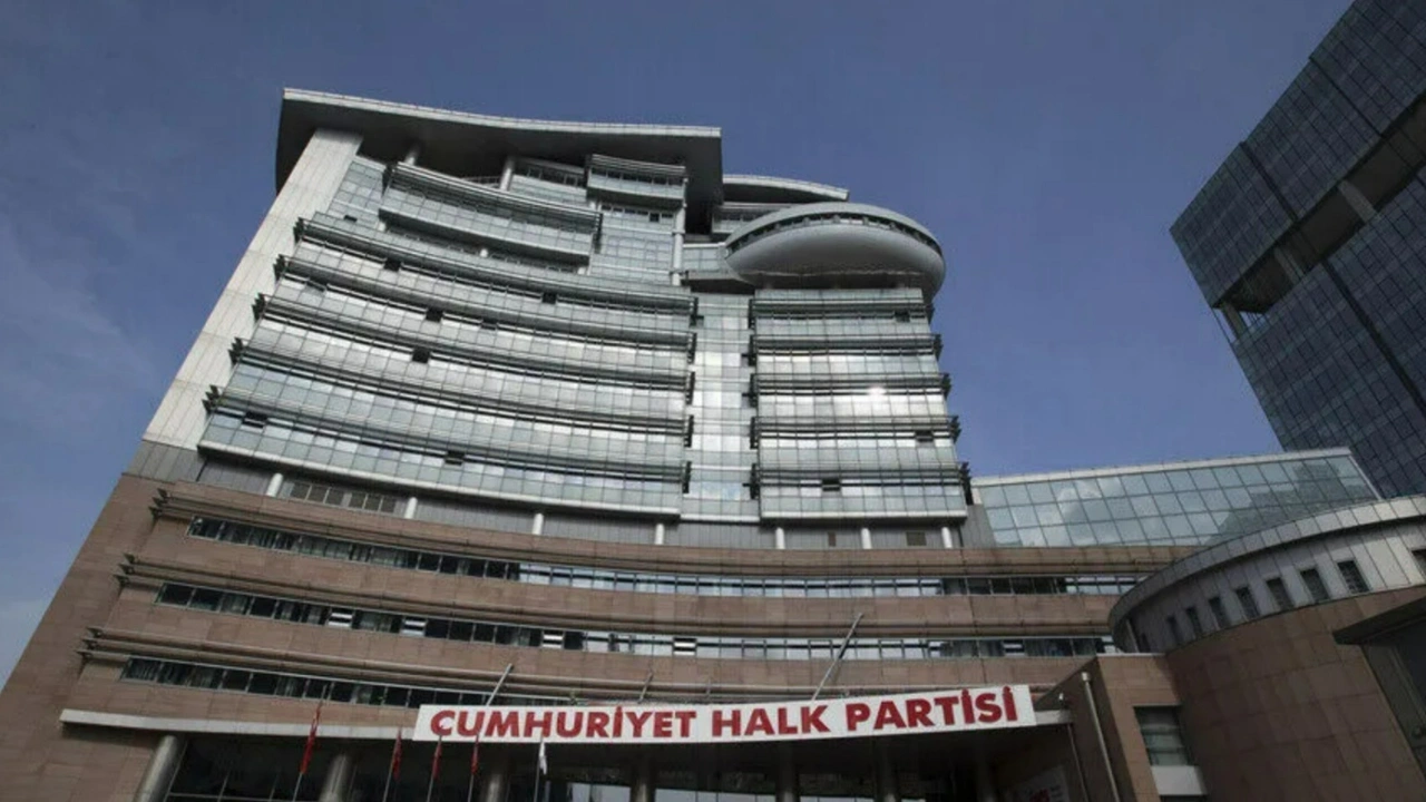 Bisiklet taytı tartışmasında CHP'den flaş çıkış: "Görevden alınması çok yanlış"