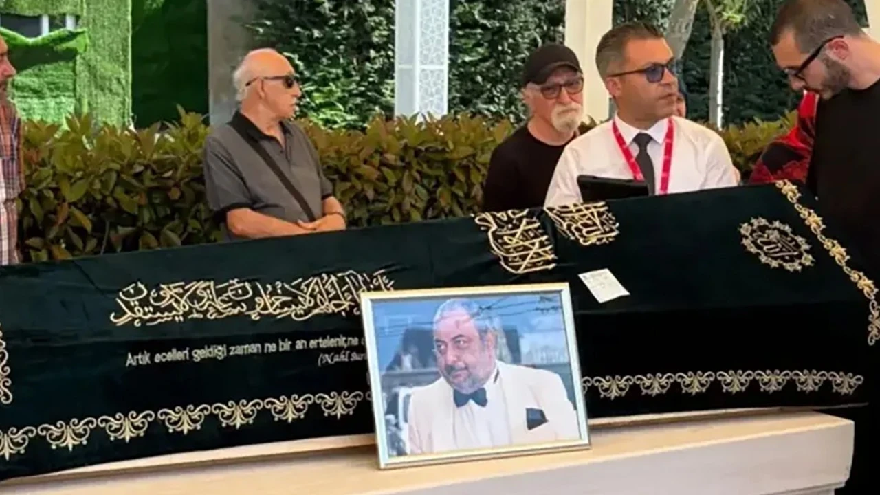 Gazeteci Reha Muhtar son yolculuğuna uğurlandı