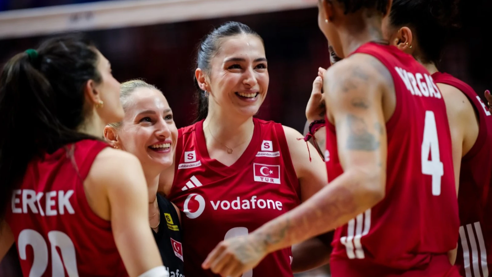 Filenin Sultanları'nın VNL çeyrek finaldeki rakibi Kanada oldu