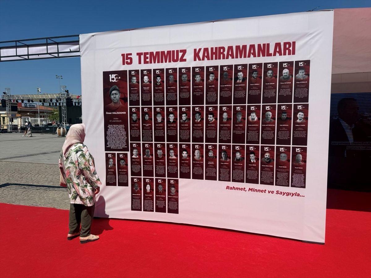 Bursa ve çevre illerde "15 Temmuz Demokrasi ve Milli Birlik Günü Anma Merkezi" ziyarete açıldı