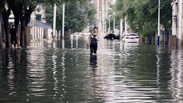 Çin'de sel felaketi 10 can aldı