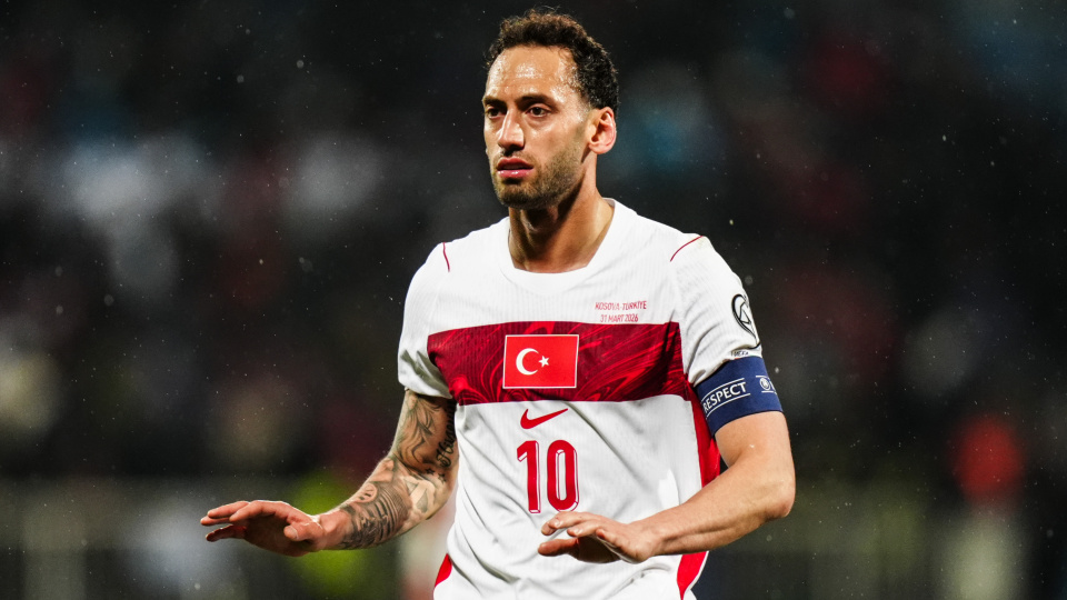 Hakan Çalhanoğlu: Sorumluluğu üstleniyorum!