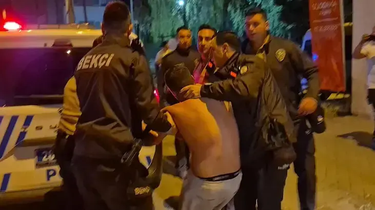 Eskişehir'de alkollü sürücü dehşeti! Kafasını otobüs durağına vurdu