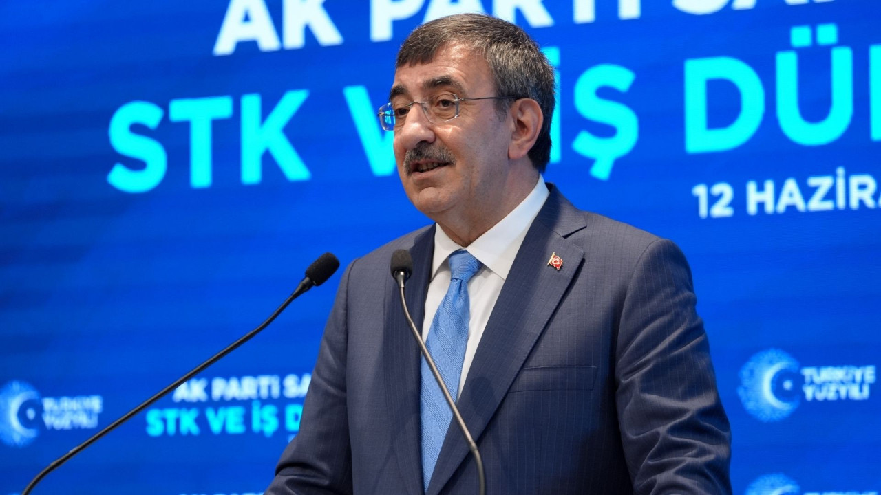 Cumhurbaşkanı Yardımcısı Cevdet Yılmaz: ‘Asya imalatın merkezi olurken, Batı'da sanayisizleşme yaşanıyor’