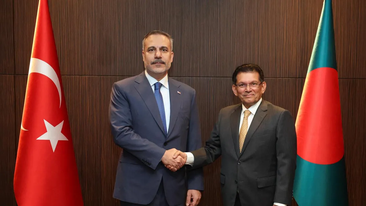 Dışişleri Bakanı Fidan Bagladeş'te: Ticaret hacmini 2 milyar dolara yükselteceğiz