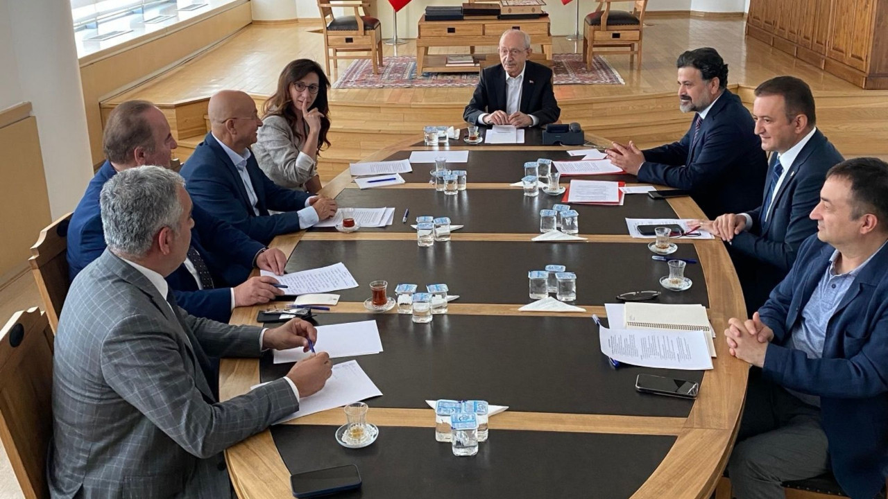 CHP'de yerel yönetimler için kritik kurul ilk kez toplandı