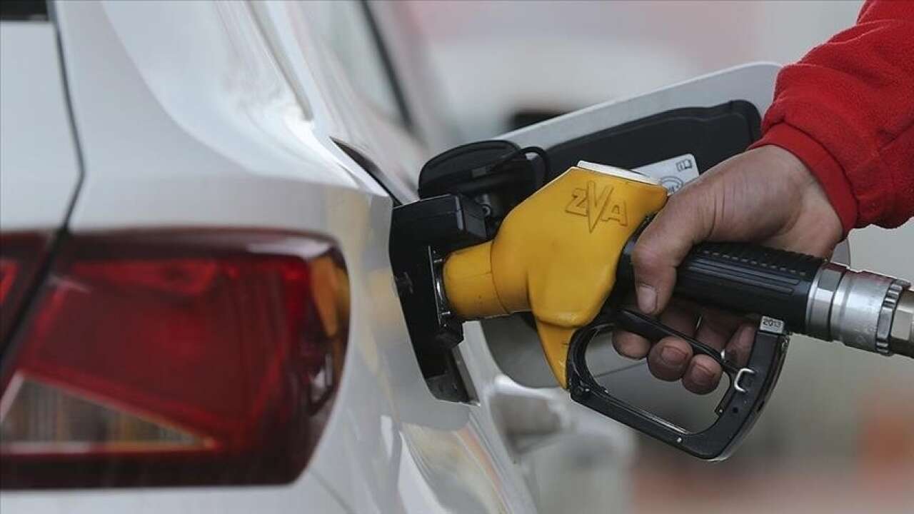 Rusya’da akaryakıt krizi büyüyor! Omsk’ta benzin ve motorine kota getirildi