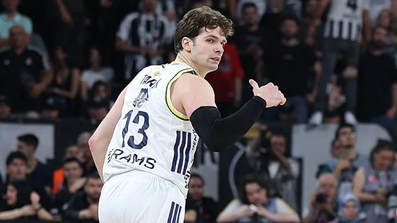 NBA'den Fenerbahçe'nin milli yıldızı Tarık Biberovic'e teklif