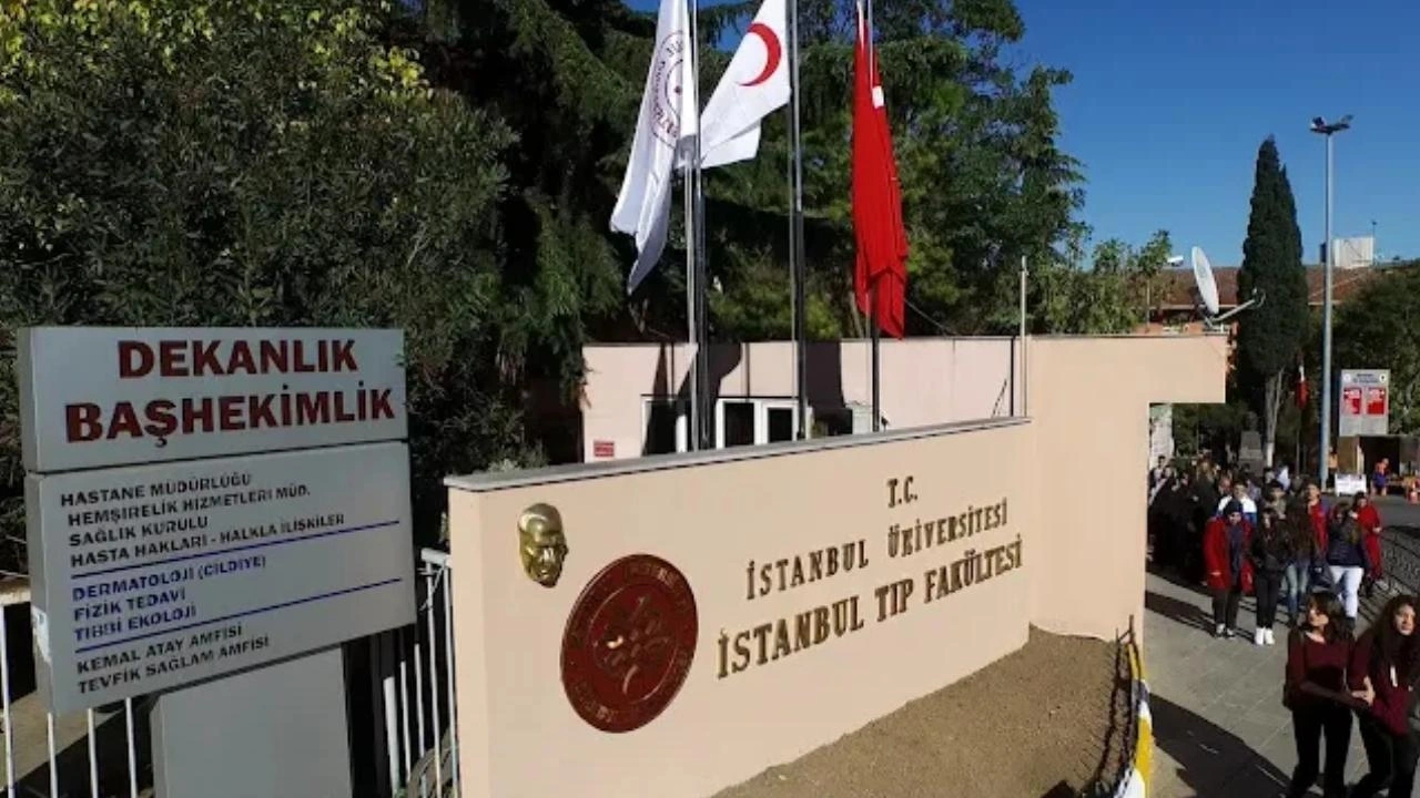 Çapa Tıp Fakültesi'nde skandal iddia! "Turistleri hastane randevusu için bekletmeyin" talimatı verilmiş...