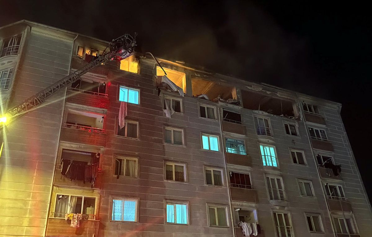 Çorlu'da Apartman Dairesinde Patlama: 1 Kişi Öldü