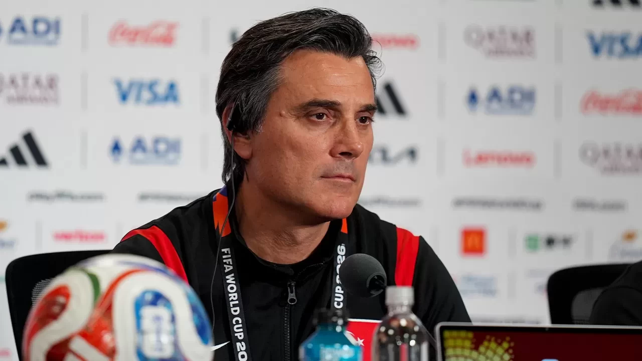 A Milli Takım Teknik Direktörü Vincenzo Montella'dan eleştirilere sert yanıt: İlk mağlubiyette yıkmaya çalışan bir sistem var