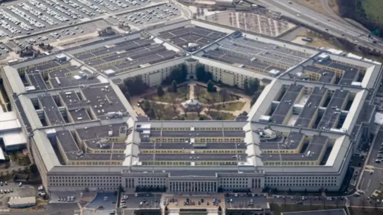 Pentagon’da kimyasal alarmı: Çok sayıda bölüm boşaltıldı, tehlikeli madde ekipleri sevk edildi!