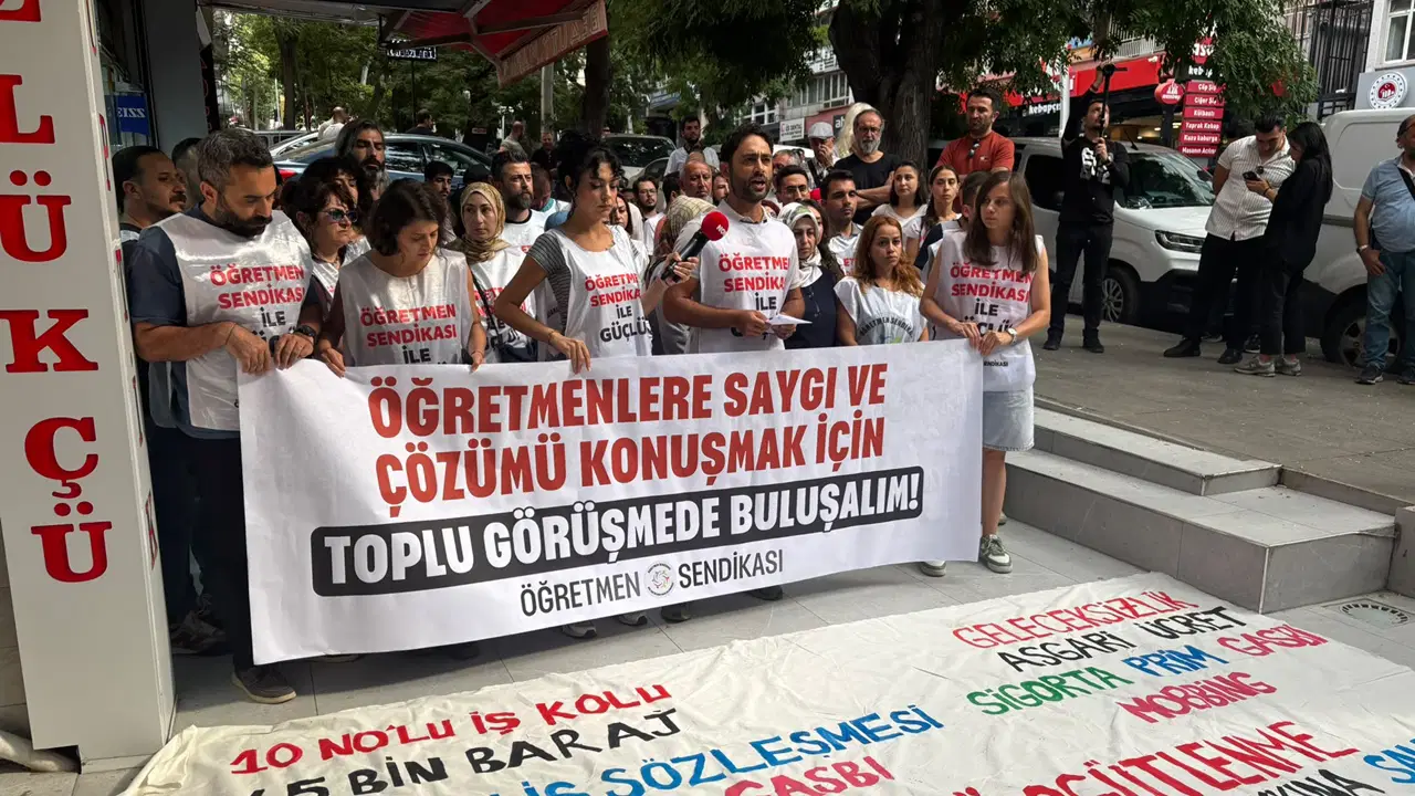 Özel sektör öğretmenlerinin mücadelesi sonuç verdi: Öğretmenlerin toplantı isteği kabul edildi