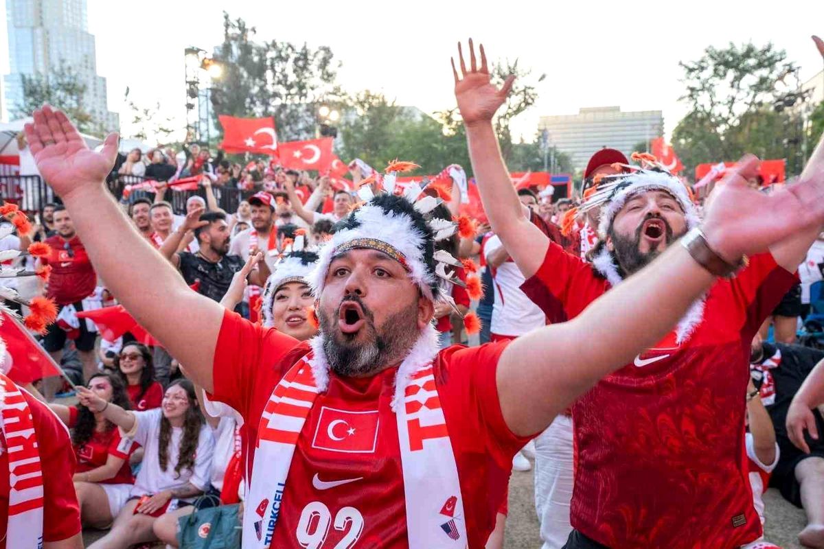 Los Angeles'ta Türkiye rüzgarı zafer coşkusuyla taçlandı