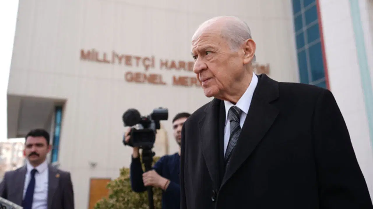Bahçeli, Özgür Özel ve Ekrem İmamoğlu'nu hedef aldı: 'Konunun sokaklara taşınma girişimi tehlikeli'