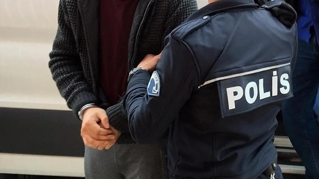 4 aylık takip sonuç verdi! 52 uyuşturucu tacirine şafak baskını