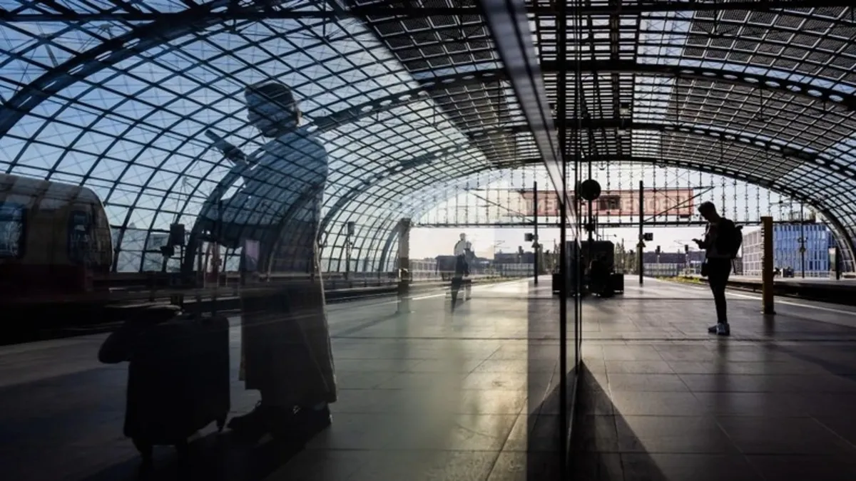 Şiddet arttı, Almanya tren istasyonlarında alkolü yasakladı
