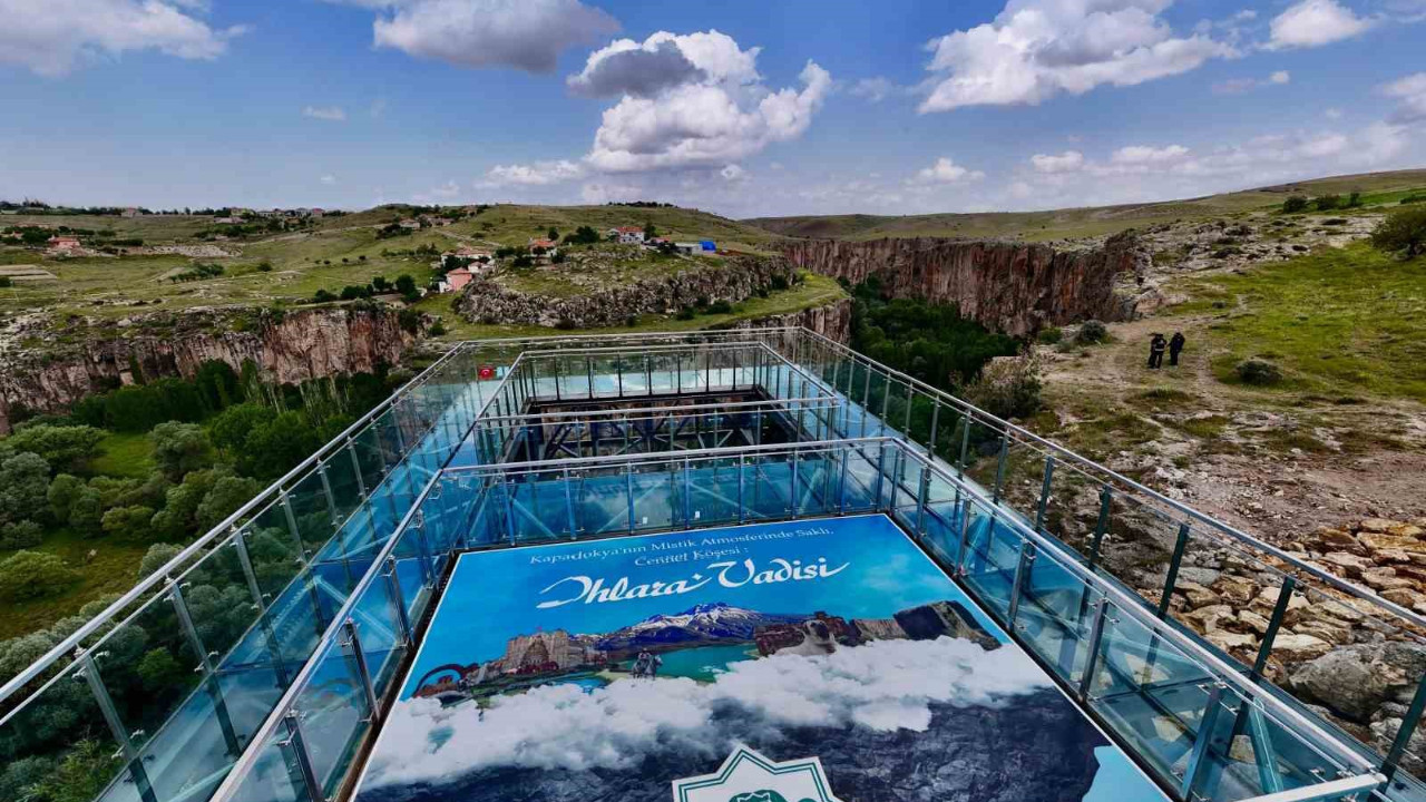 Ihlara Cam Teras yerli ve yabancı turistlerin ilgi odağı oldu