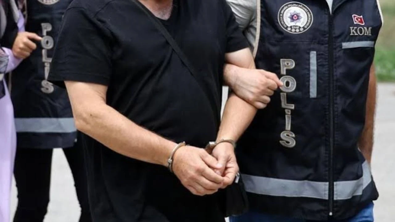Ehliyet sınavında usulsüzlük operasyonu: 44 kişi hakkında adli işlem