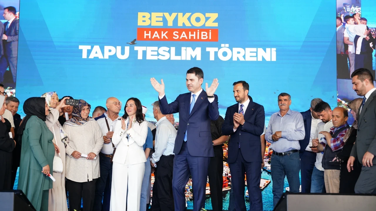 Beykoz'da Tapu Dağıtım Töreni! Bakan Kurum: İstanbul'un gerçek gündemi depremdir